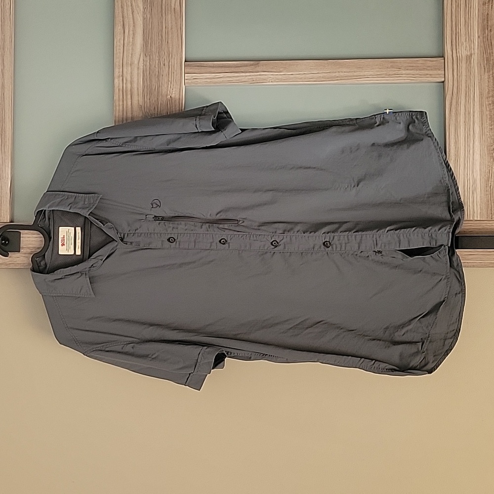 Men's Fjallraven light button shirt